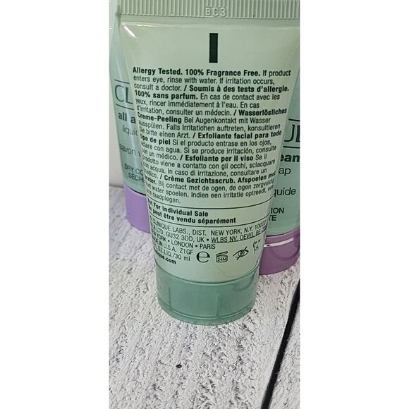 Clinique All About Clean Liquid Facial Soap Oily Skin Formula 5x30ml/1 fl oz Tub - Picture 4 of 5